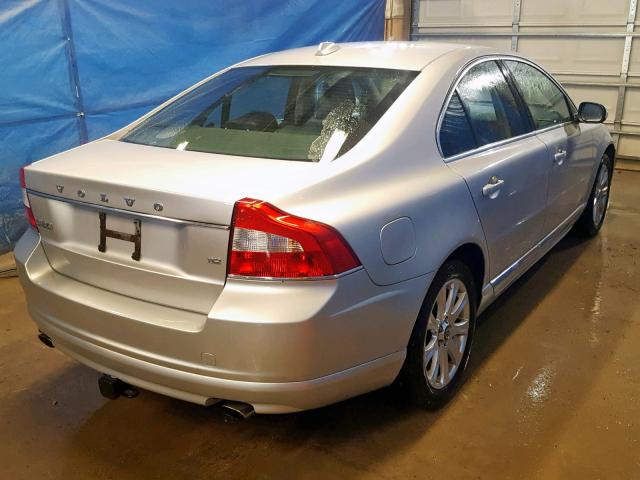 YV1960AS0A1129447 - 2010 VOLVO S80 3.2 SILVER photo 4
