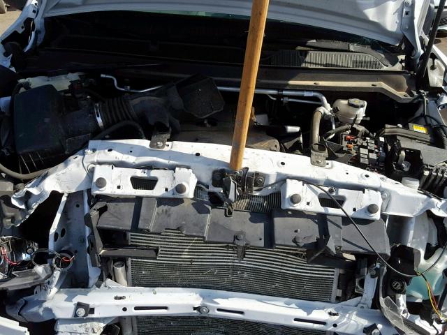 1GTG5BEA5G1202401 - 2016 GMC CANYON WHITE photo 7