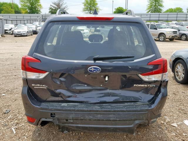 JF2SKACC9KH462139 - 2019 SUBARU FORESTER GRAY photo 9