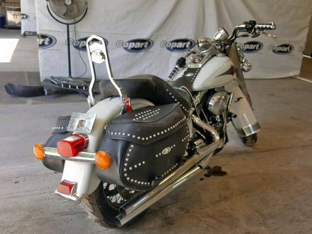 1HD1BWB141Y062848 - 2001 HARLEY-DAVIDSON FLSTCI WHITE photo 4