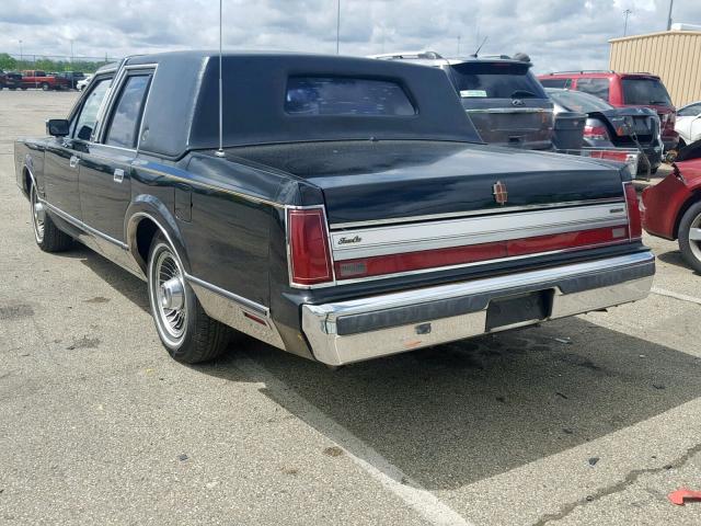 1LNBM81F5JY740284 - 1988 LINCOLN TOWN CAR BLACK photo 3