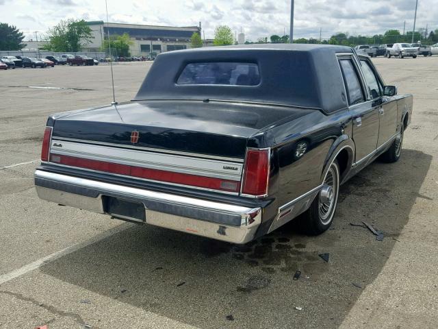 1LNBM81F5JY740284 - 1988 LINCOLN TOWN CAR BLACK photo 4