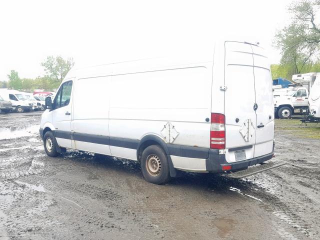 WD3PE8CB5B5575187 - 2011 MERCEDES-BENZ SPRINTER 2 WHITE photo 3