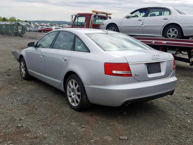 WAUDG74F95N111044 - 2005 AUDI A6 3.2 QUA SILVER photo 3