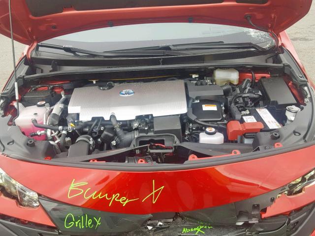 JTDKARFP8H3057846 - 2017 TOYOTA PRIUS PRIM 红色 照片 7