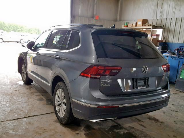 3VV2B7AX0JM122932 - 2018 VOLKSWAGEN TIGUAN SE SILVER photo 3