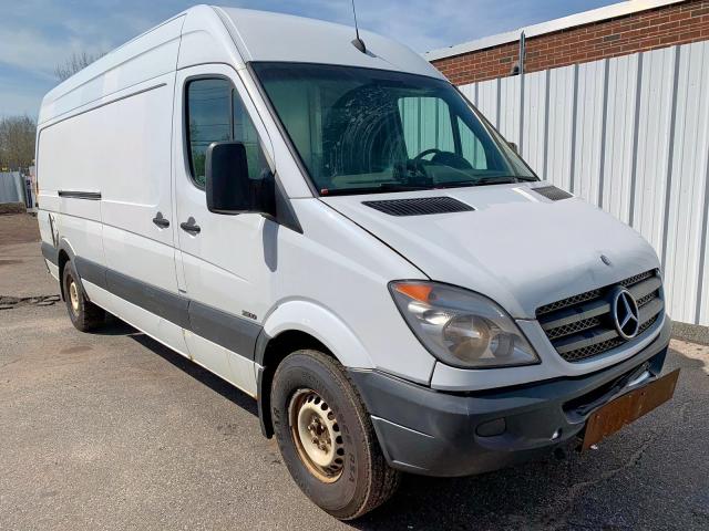 WD3PE8CB5B5578493 - 2011 MERCEDES-BENZ SPRINTER 2 WHITE photo 1