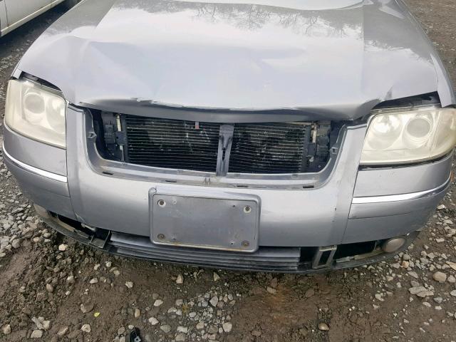 WVWRH63BX3P299752 - 2003 VOLKSWAGEN PASSAT GLX GRAY photo 9