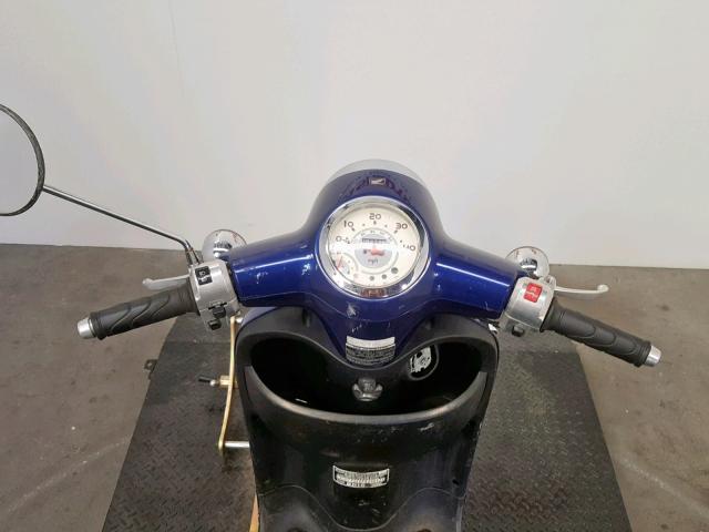 LALAF7016F3202825 - 2015 HONDA NCH50 BLUE photo 8