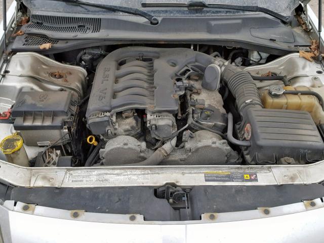 2D8GZ48V05H511157 - 2005 DODGE MAGNUM SXT SILVER photo 7