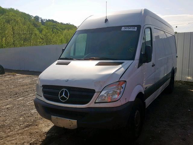 WD3PE8CC2D5781675 - 2013 MERCEDES-BENZ SPRINTER 2 WHITE photo 2