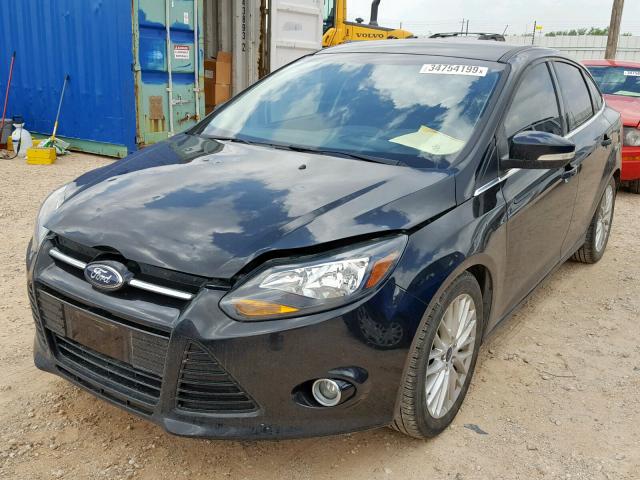 1FADP3J2XEL196653 - 2014 FORD FOCUS TITA BLACK photo 2