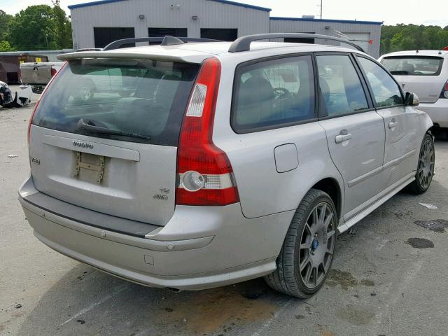 YV1MJ682452121286 - 2005 VOLVO V50 T5 SILVER photo 4