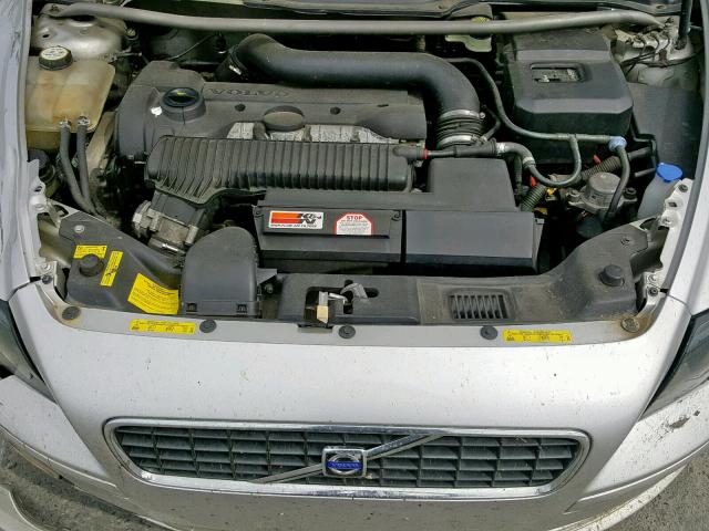 YV1MJ682452121286 - 2005 VOLVO V50 T5 SILVER photo 7