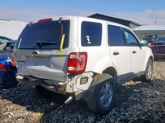 1FMCU02789KB77873 - 2009 FORD ESCAPE XLS WHITE photo 4