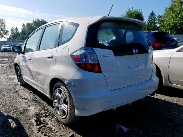 LUCGE8H53E3000901 - 2014 HONDA FIT LX WHITE photo 3