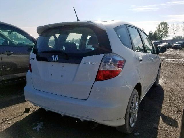 LUCGE8H53E3000901 - 2014 HONDA FIT LX WHITE photo 4