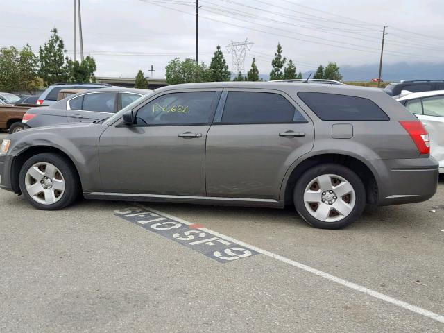 2D4FV47T18H169814 - 2008 DODGE MAGNUM GRAY photo 9