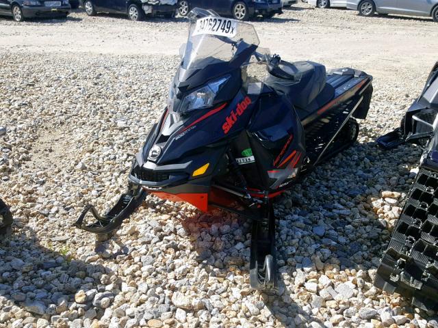 2BPSUWFA5FV000128 - 2015 SKI DOO RENEGADE BLACK photo 2