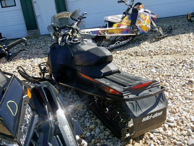 2BPSUWFA5FV000128 - 2015 SKI DOO RENEGADE BLACK photo 3