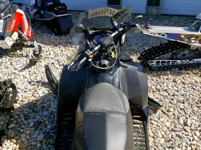 2BPSUWFA5FV000128 - 2015 SKI DOO RENEGADE BLACK photo 5