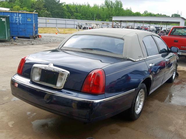 1LNHM81W81Y644868 - 2001 LINCOLN TOWN CAR E BLUE photo 4