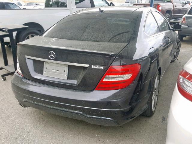 WDDGJ4HB8EG278156 - 2014 MERCEDES-BENZ C 250 BLACK photo 4