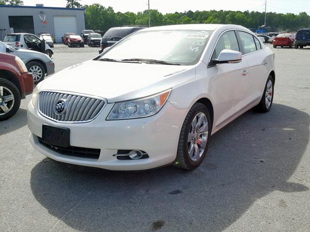 1G4GC5EDXBF143189 - 2011 BUICK LACROSSE C WHITE photo 2