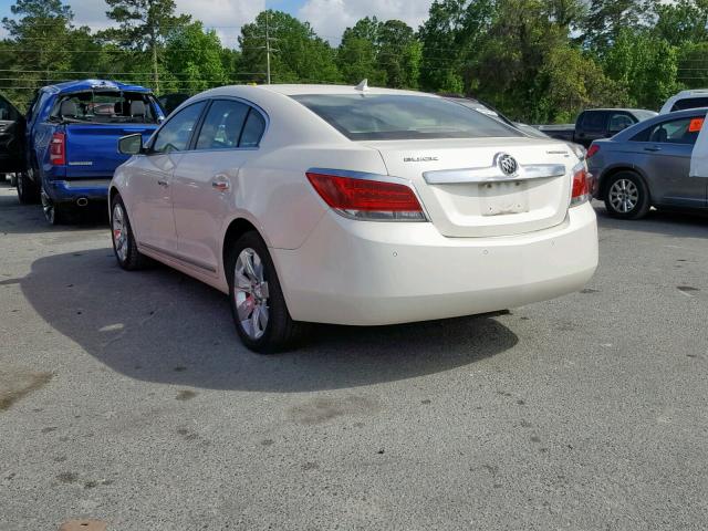 1G4GC5EDXBF143189 - 2011 BUICK LACROSSE C WHITE photo 3