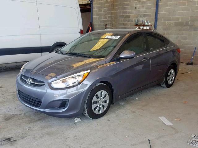 KMHCT4AE5GU156300 - 2016 HYUNDAI ACCENT SE GRAY photo 2