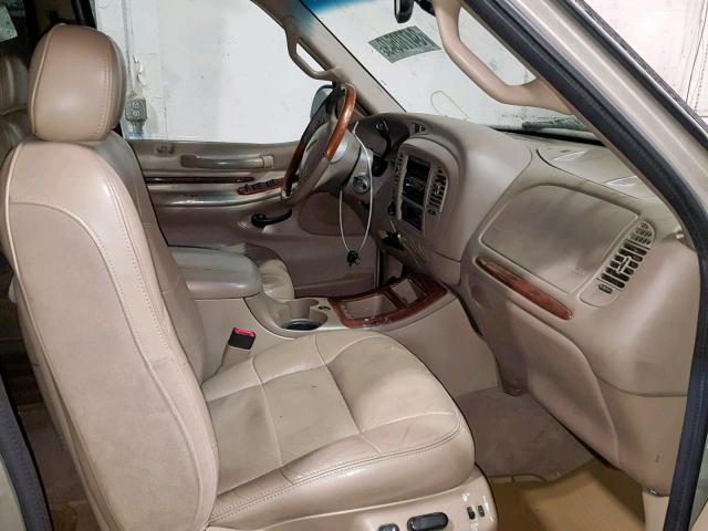 5LMFU28A5YLJ19270 - 2000 LINCOLN NAVIGATOR 棕色 照片 5