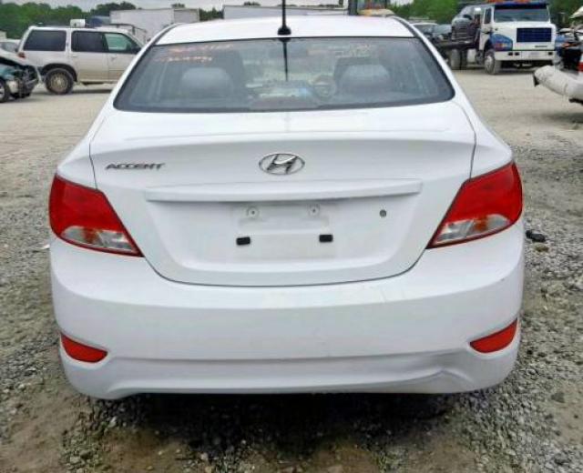 KMHCT4AE9GU025774 - 2016 HYUNDAI ACCENT SE WHITE photo 9