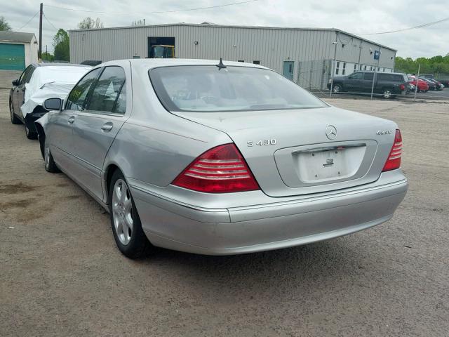 WDBNG83J34A413632 - 2004 MERCEDES-BENZ S 430 4MAT SILVER photo 3