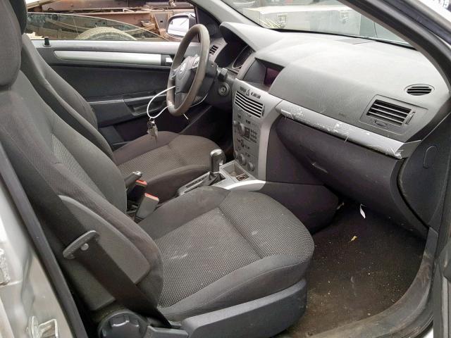 W08AT671085060428 - 2008 SATURN ASTRA XR SILVER photo 5