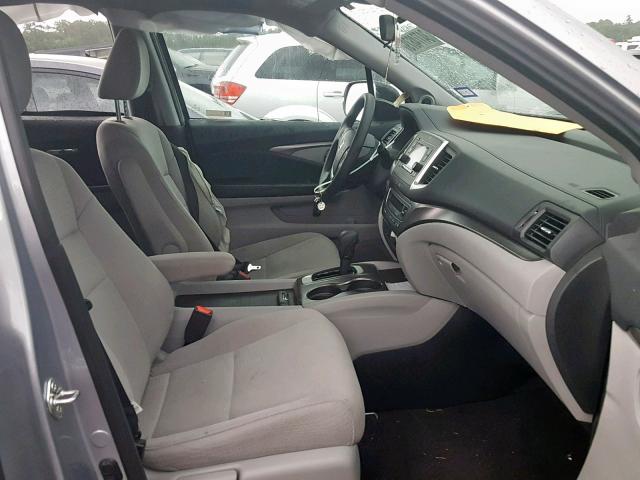 5FNYF5H11HB047059 - 2017 HONDA PILOT LX SILVER photo 5