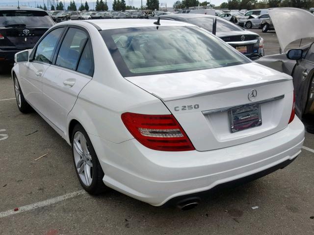 WDDGF4HB0ER314735 - 2014 MERCEDES-BENZ C 250 WHITE photo 3