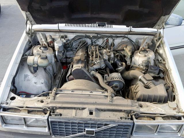 YV1FX8850K1228978 - 1989 VOLVO 740 GL WHITE photo 7