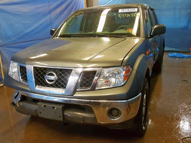 1N6AD07WX9C426838 - 2009 NISSAN FRONTIER C GRAY photo 2