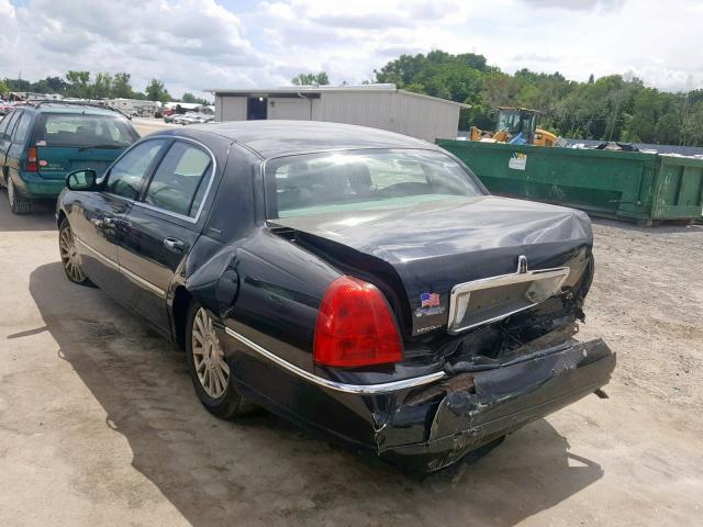 1LNHM81W04Y676511 - 2004 LINCOLN TOWN CAR E BLACK photo 3