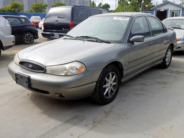 1FAFP66L3WK264942 - 1998 FORD CONTOUR LX GREEN photo 2