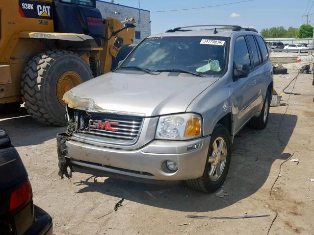 1GKDT13S872213468 - 2007 GMC ENVOY SILVER photo 2