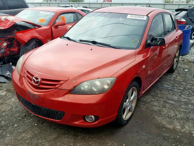 JM1BK143351240366 - 2005 MAZDA 3 HATCHBAC RED photo 2