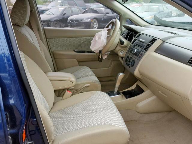 3N1BC13E78L358288 - 2008 NISSAN VERSA S BLUE photo 5