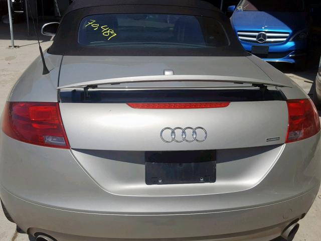 TRURD38J681000719 - 2008 AUDI TT 3.2 QUA SILVER photo 6