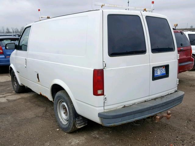 1GCDM19W31B149902 - 2001 CHEVROLET ASTRO WHITE photo 3