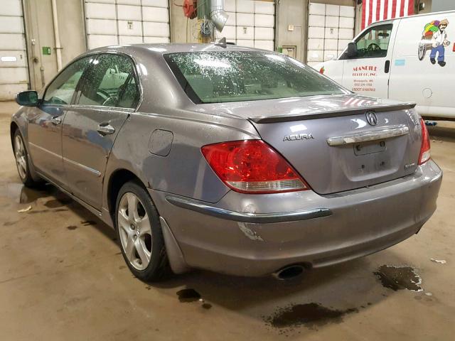 JH4KB16555C001631 - 2005 ACURA RL SILVER photo 3