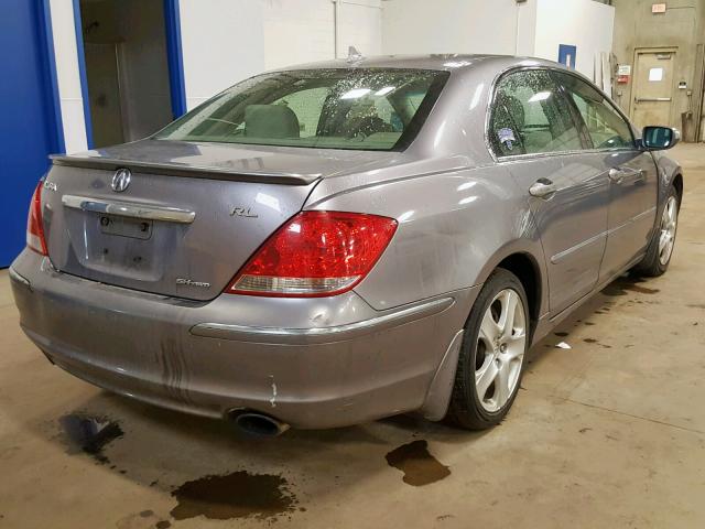 JH4KB16555C001631 - 2005 ACURA RL SILVER photo 4