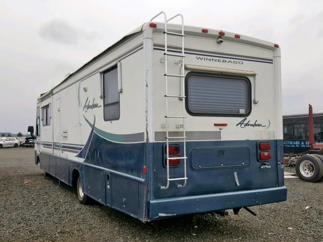 3FCMF53G7VJA13209 - 1997 WINNEBAGO MOTORHOME WHITE photo 3