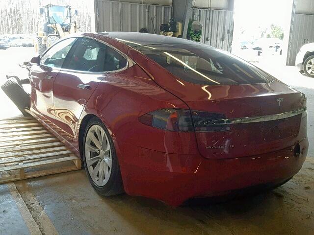 5YJSA1E17HF213151 - 2017 TESLA MODEL S RED photo 3