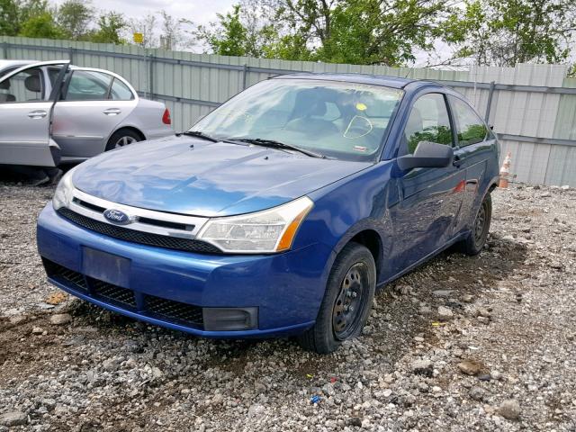 1FAHP32N38W239551 - 2008 FORD FOCUS S/SE BLUE photo 2